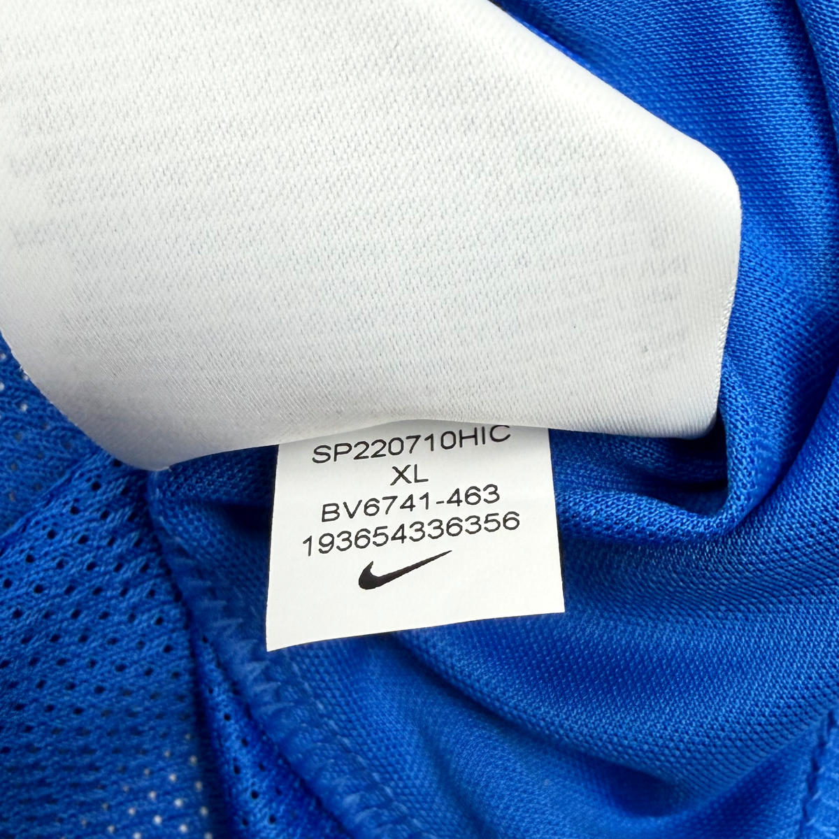 Brighton & Hove Albion Training Shirt | 14-15 Years