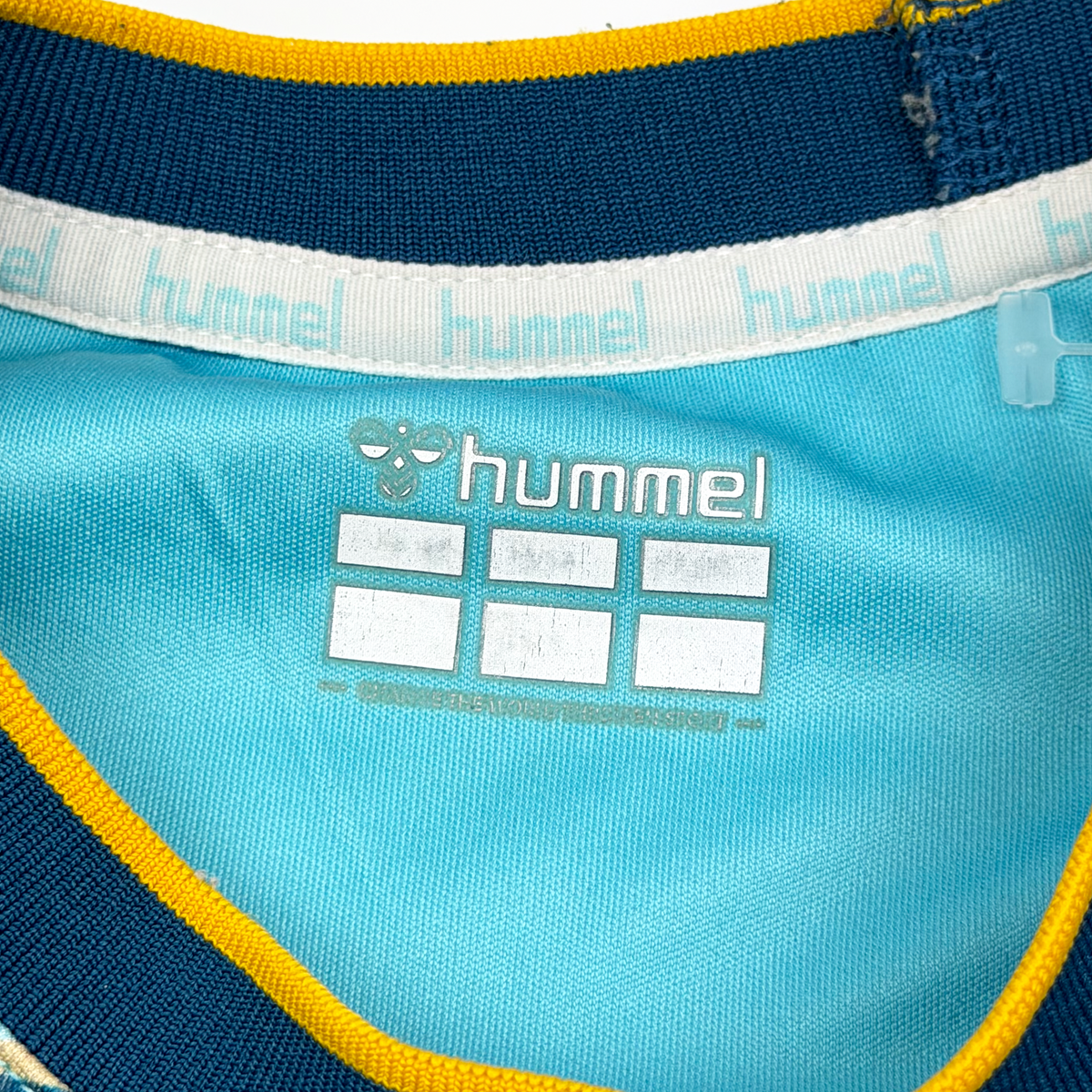 Southampton Away Shirt (2022-23) | 6-7 Years
