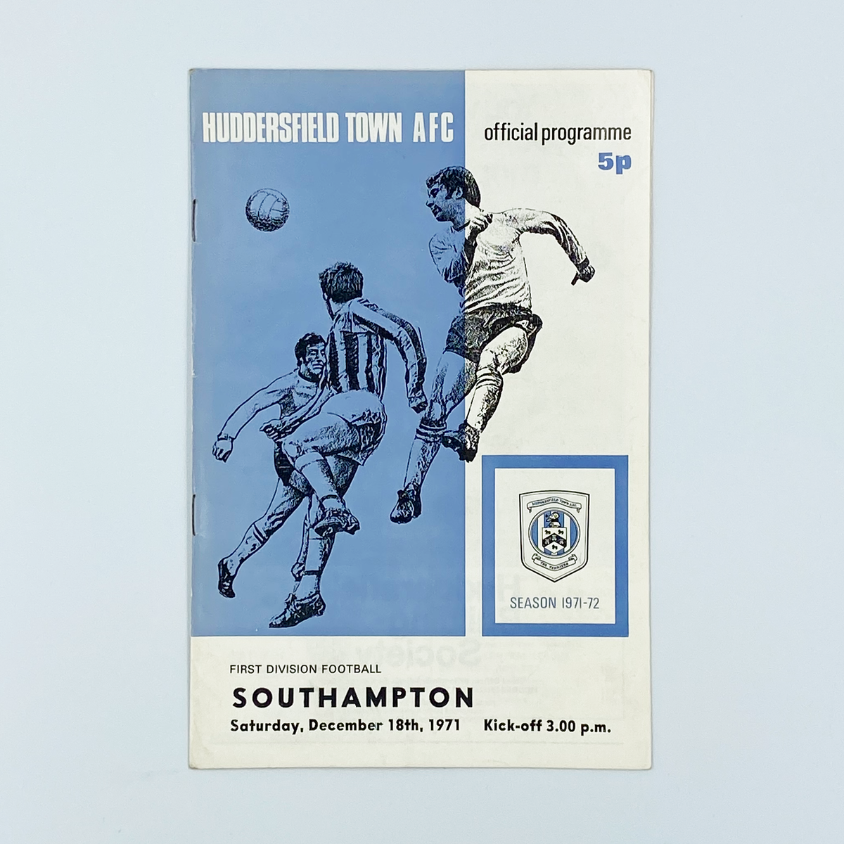 Huddersfield Town vs Southampton Programme (18 December 1971)