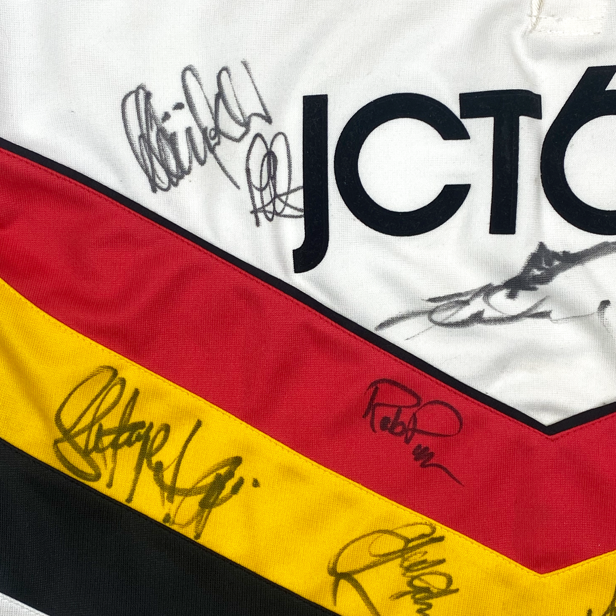Bradford Bulls Signed Shirt (2003) | Small