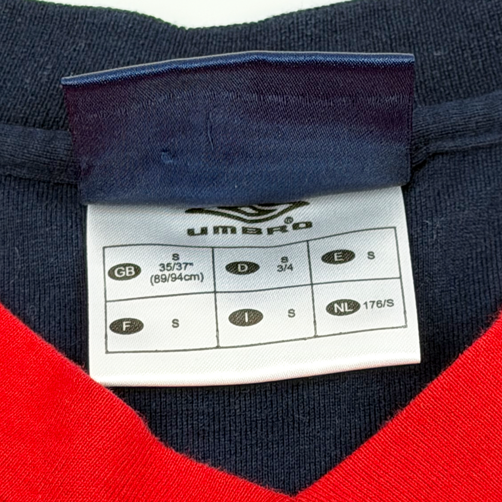 England Red Umbro T-Shirt (2002) | Small