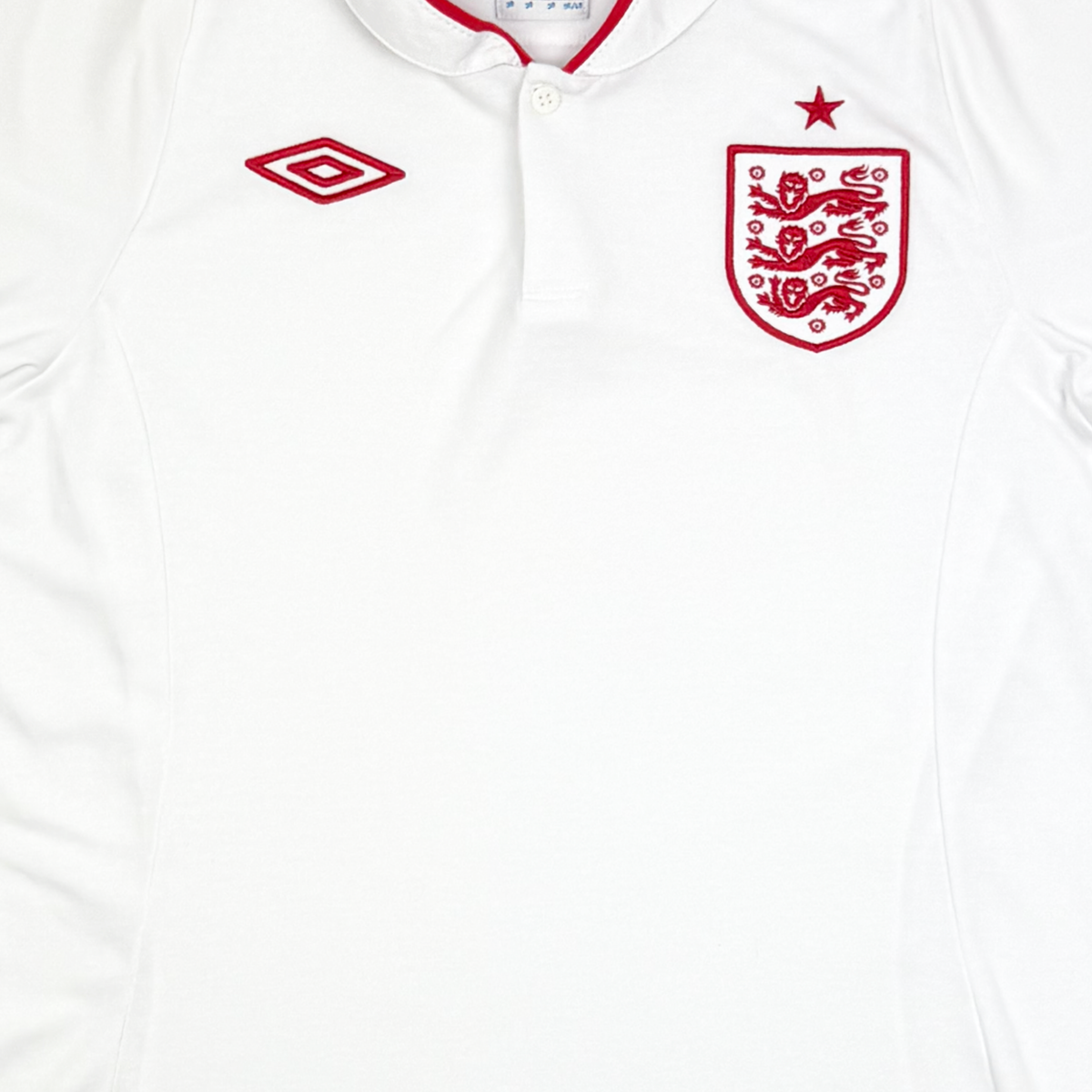 England Home Shirt (2012) | Medium