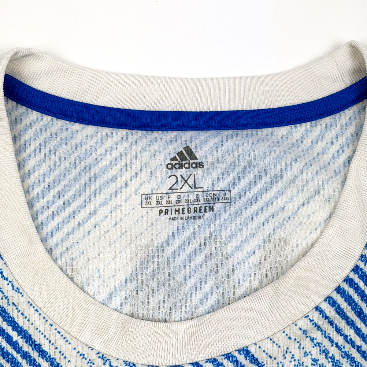 Manchester United Away Shirt (2021-22) - Cavani 21 | XXL