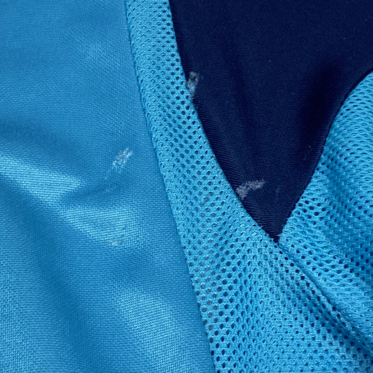 Olympique Marseille Away Shirt (2004-05) | Medium