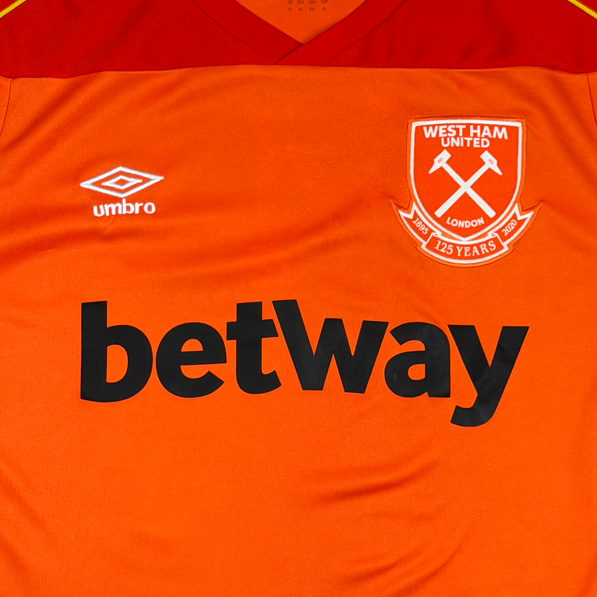 West Ham United Away Goalkeeper Shirt (2020-21) | Extra Large