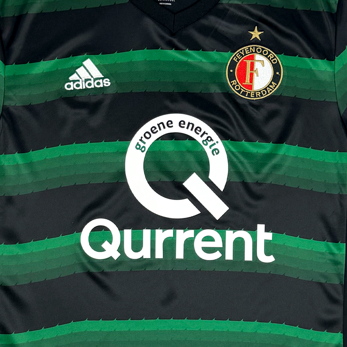 Feyenoord Away Shirt (2017-18) | Medium